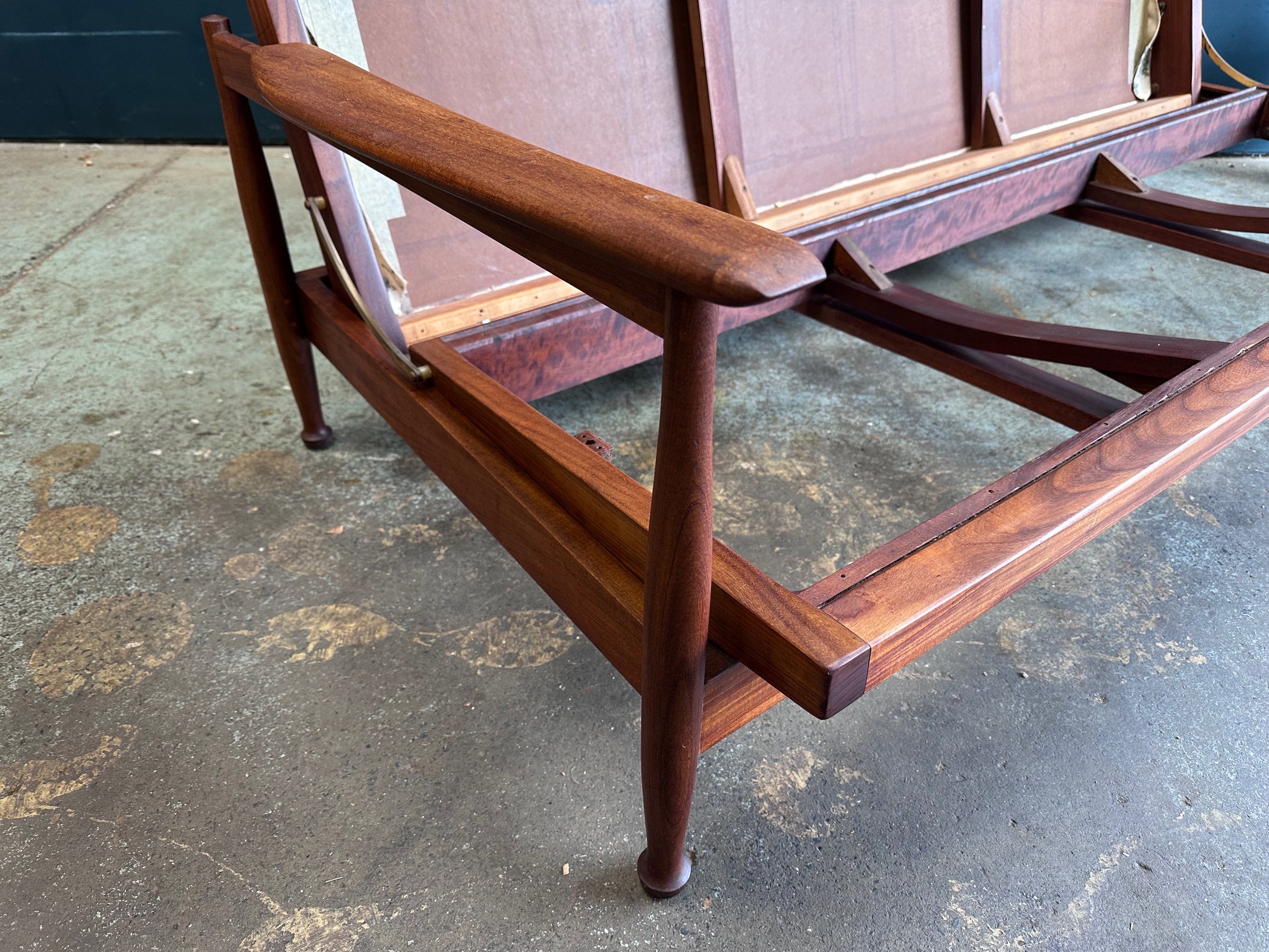 Guy Rogers Sofa Bed for Reupholstery - Image 3