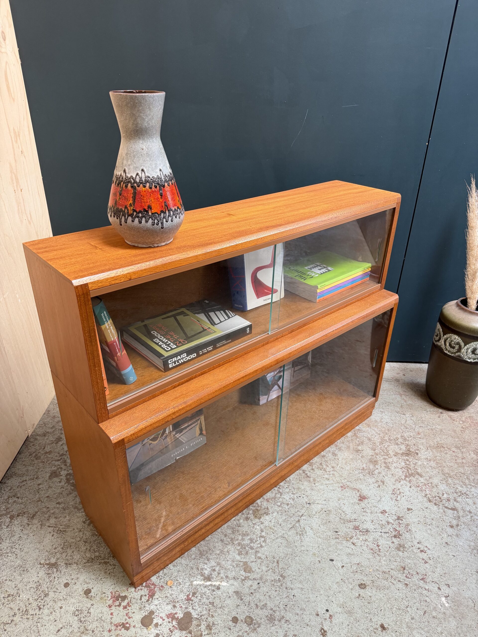 Simplex Display Cabinet - Image 5