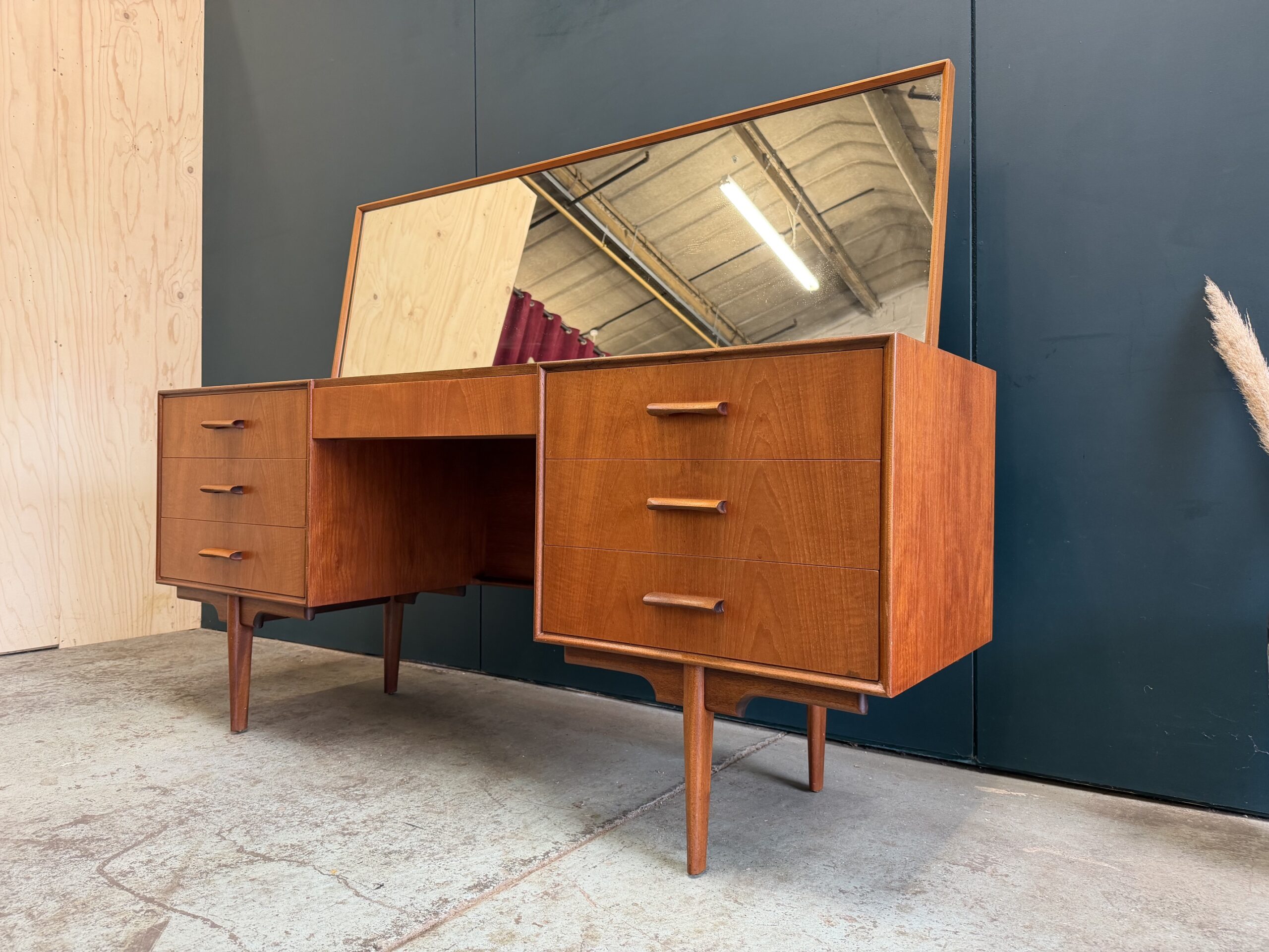McIntosh Mid-Century Teak Dressing Table - Image 6