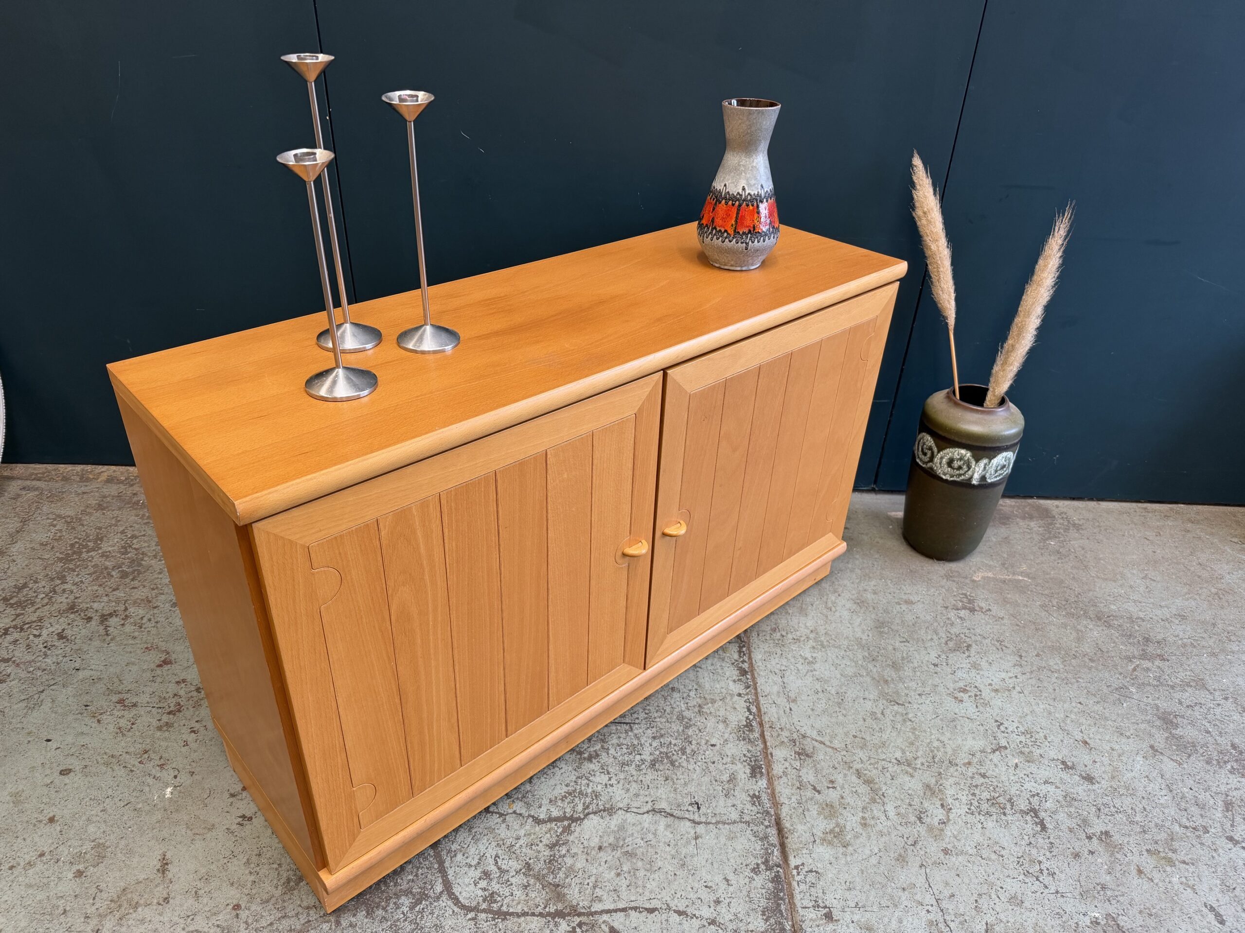 Club 8 Habitat Cabinet - Image 2