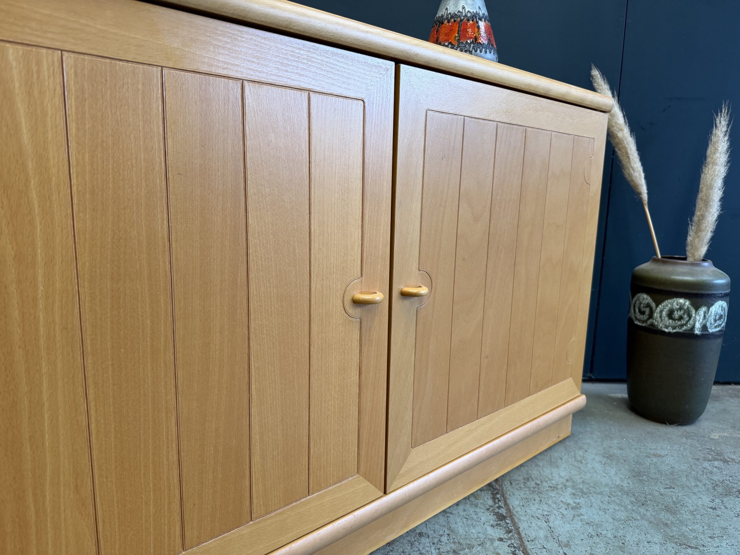 Club 8 Habitat Cabinet - Image 10